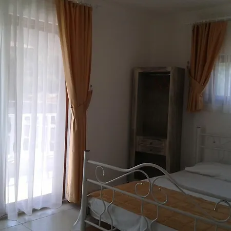 アパートホテル Dantel Sahil セリミエ